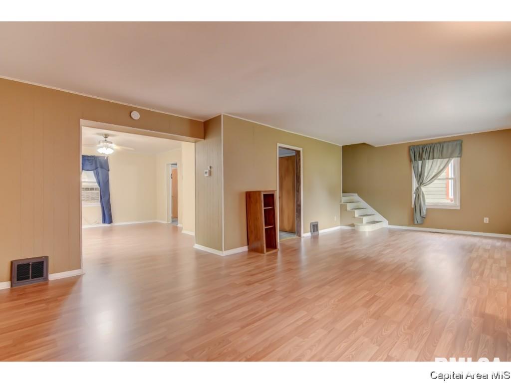 1033 North 8th Street Springfield, IL 62702 - Photo 5 of 34