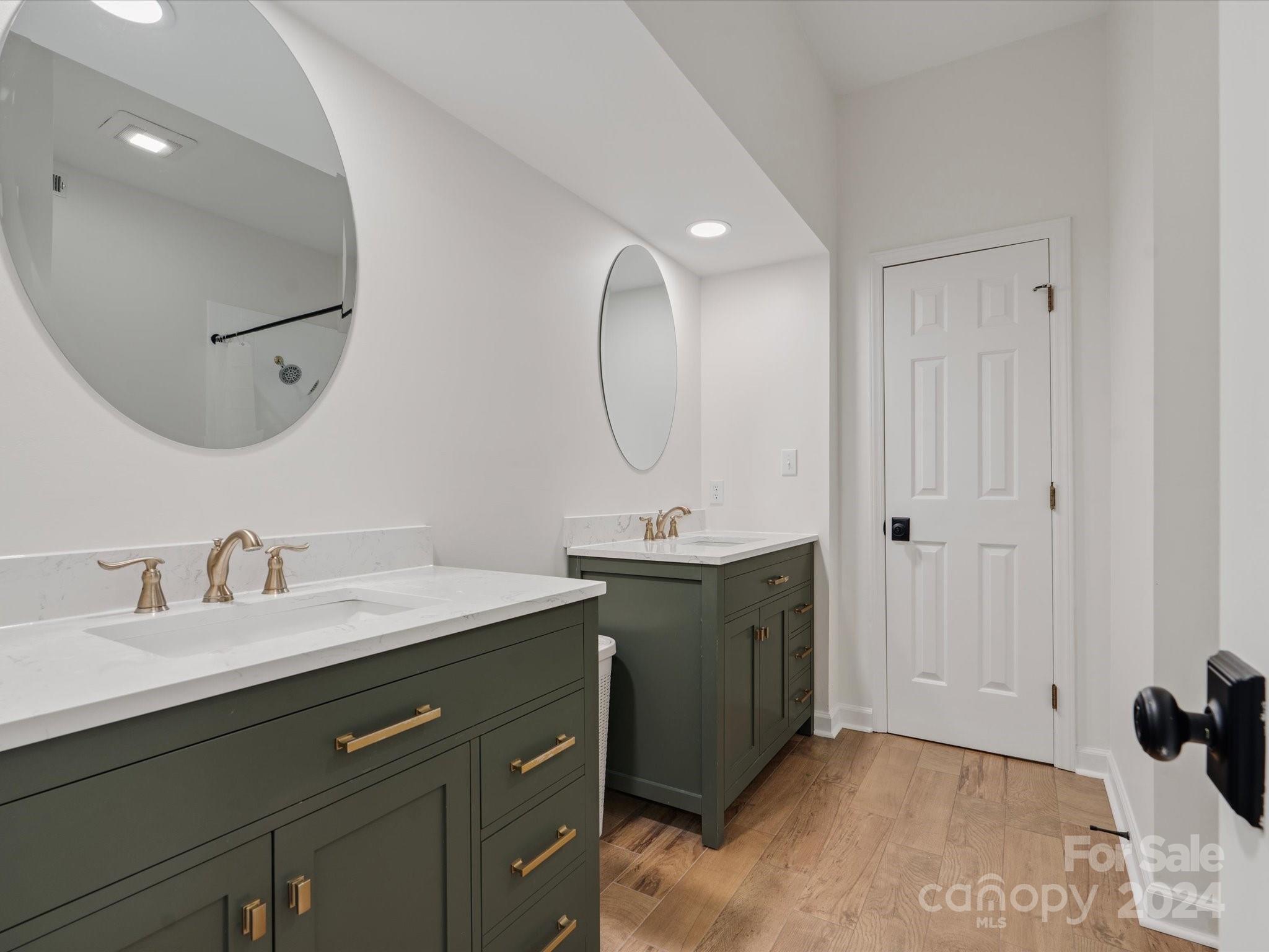 7 Commodore Point Road Lake Wylie, SC 29710 - Photo 33 of 47 Gallery Image 33