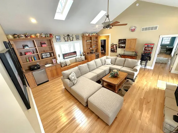 $1,150,000 | 2636 North Peterson Drive, Monticello, IN 47960