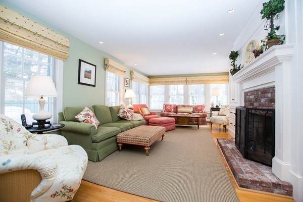 3 Terrace Road Weston, MA 02493 - Photo 5 of 17