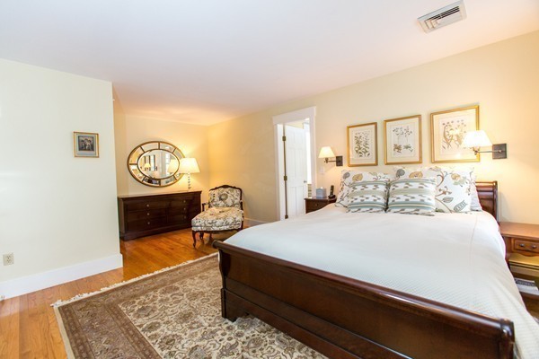 3 Terrace Road Weston, MA 02493 - Photo 9 of 17