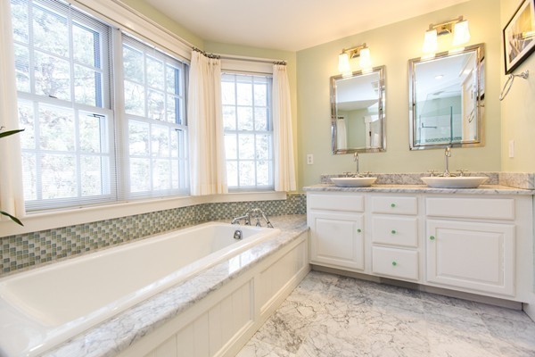 3 Terrace Road Weston, MA 02493 - Photo 10 of 17