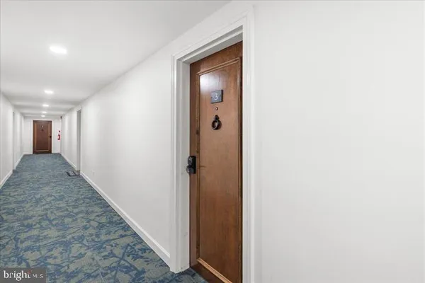 $1,800 | 380 Broadview Avenue, Unit 5, Warrenton, VA 20186