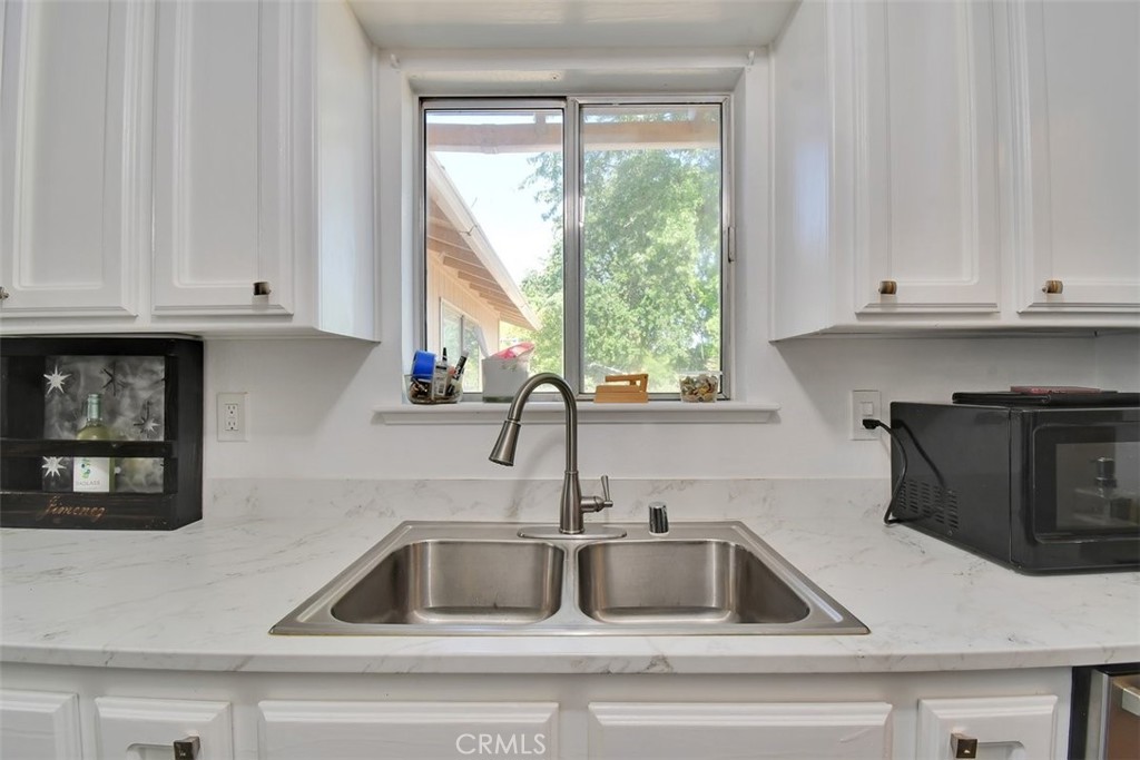 1076 Sage Street Gridley, CA 95948 - Photo 14 of 44