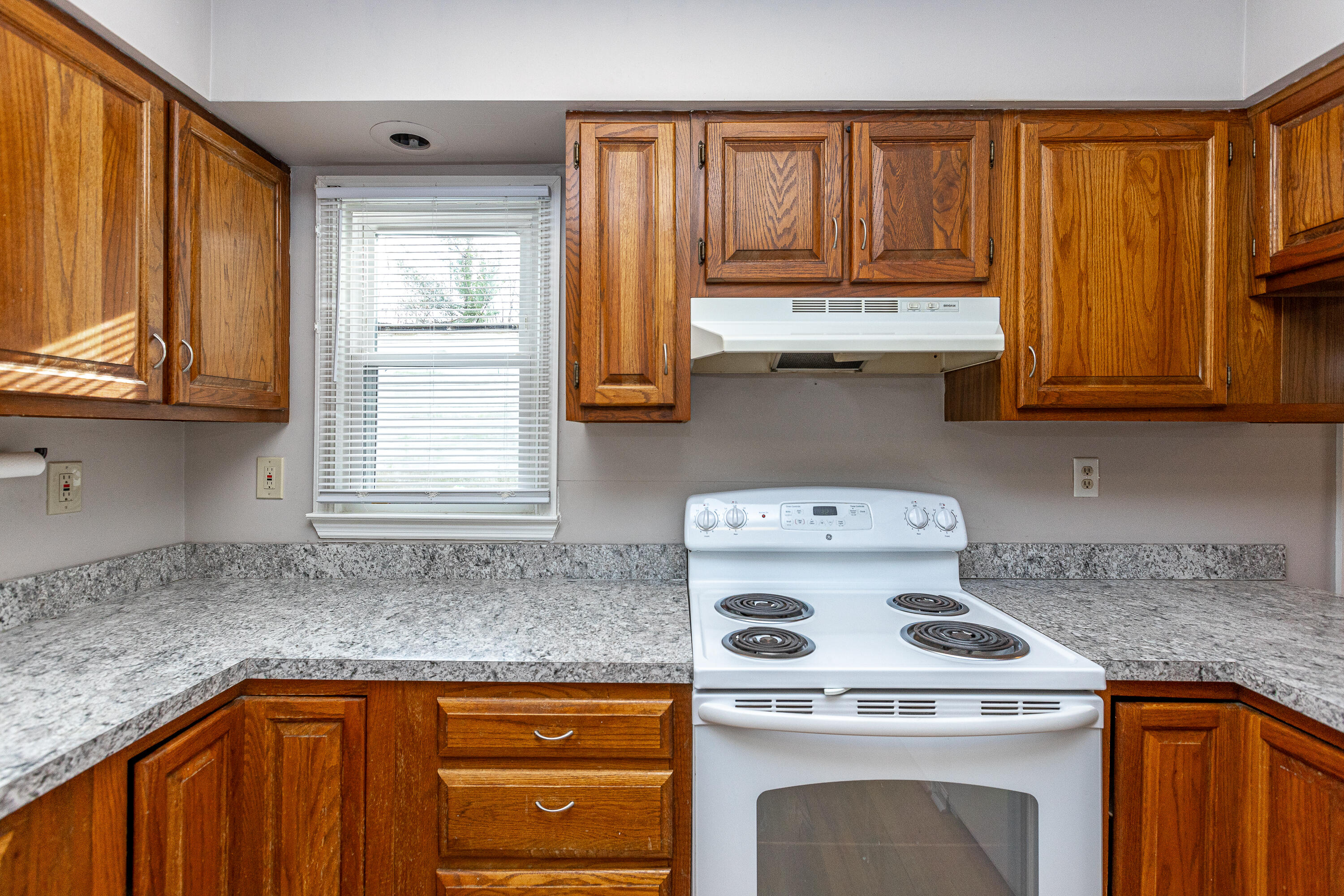 2808 Clays Mill Road Lexington, KY 40503 - Photo 5 of 42 B-14