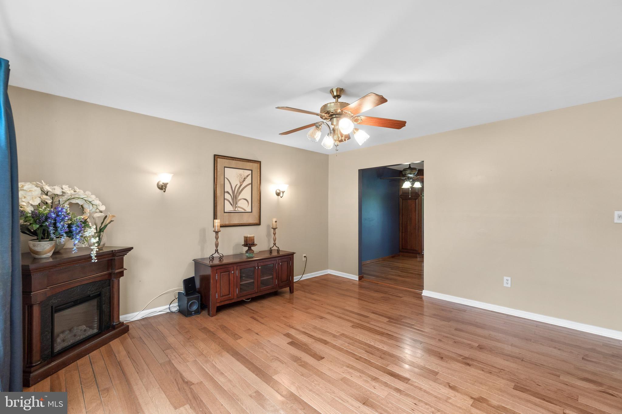 1171 Owings Road Westminster, MD 21157 - Photo 9 of 51 Living Room