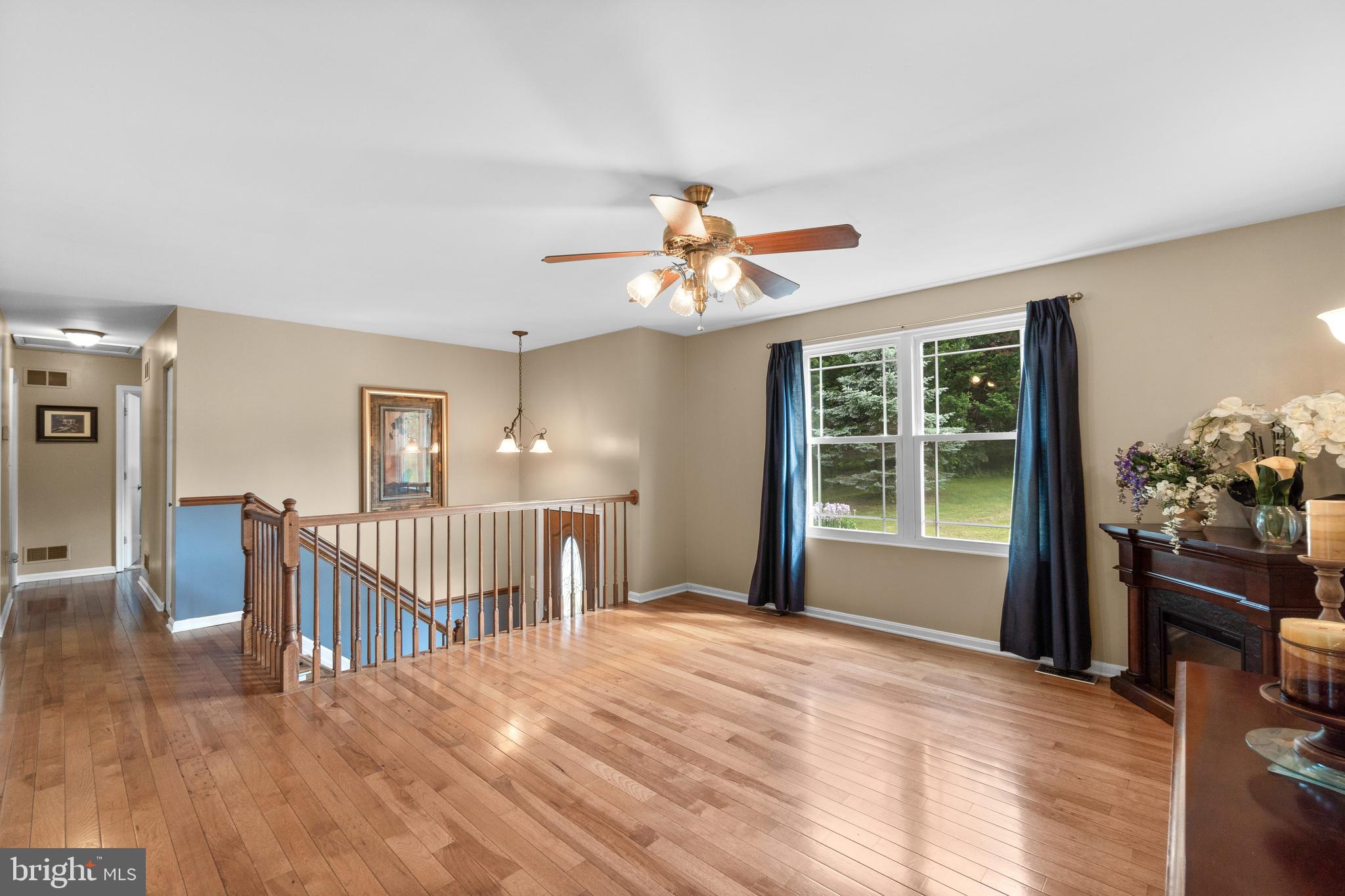 1171 Owings Road Westminster, MD 21157 - Photo 10 of 51 Living Room