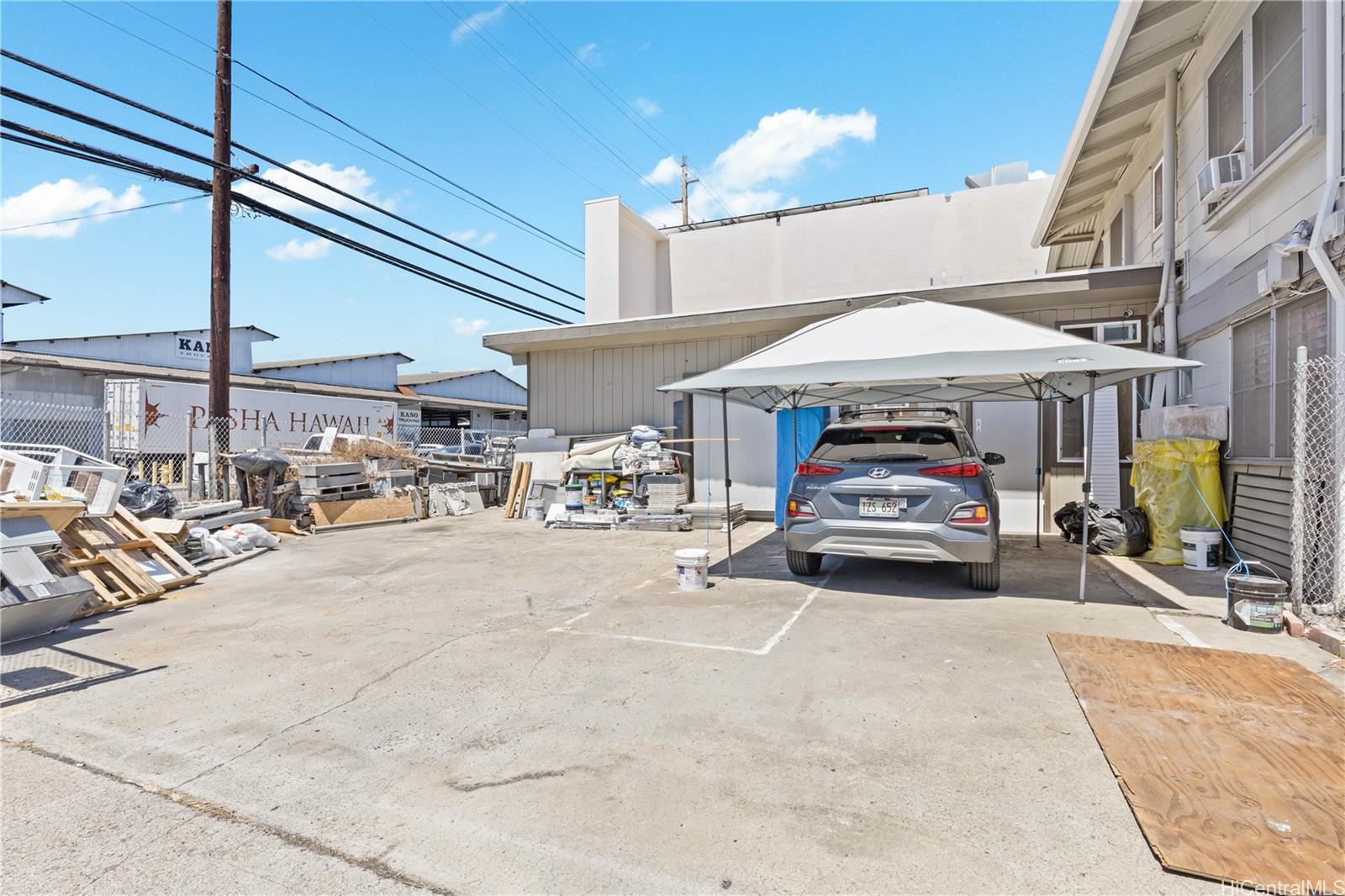 1768 Silva Street Honolulu, HI 96819 - Photo 3 of 22 a view of parking area