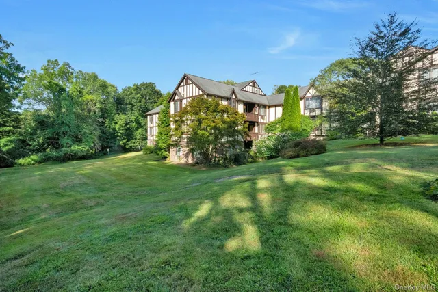 a view of a green field