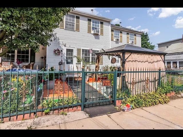 $3,100 | 8 Hall Street, Unit 8, Lawrence, MA 01841