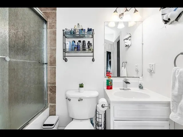 $3,100 | 8 Hall Street, Unit 8, Lawrence, MA 01841