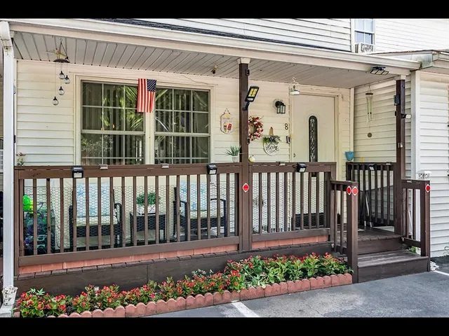 $3,100 | 8 Hall Street, Unit 8, Lawrence, MA 01841