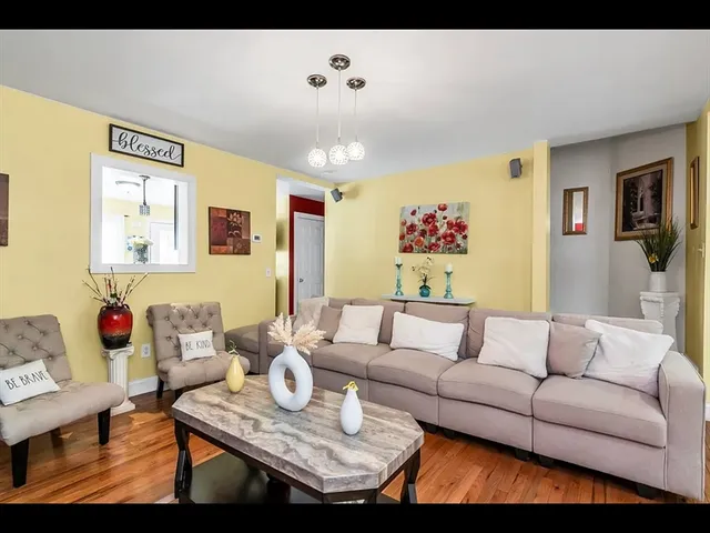 $3,100 | 8 Hall Street, Unit 8, Lawrence, MA 01841