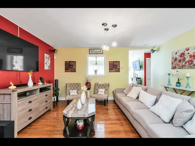 $3,100 | 8 Hall Street, Unit 8, Lawrence, MA 01841