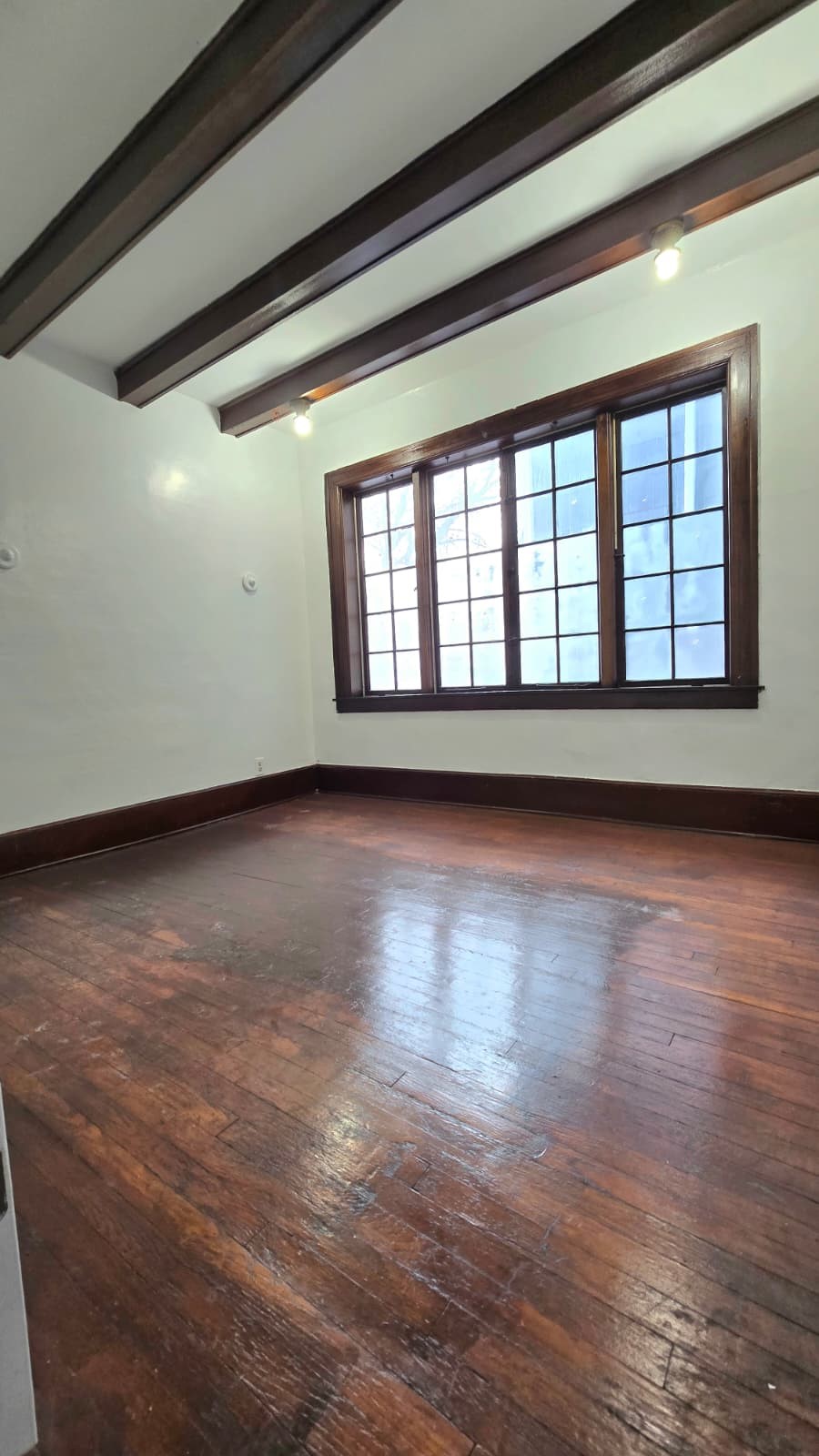 7 Perry Street Binghamton, NY 13905 - Photo 4 of 27