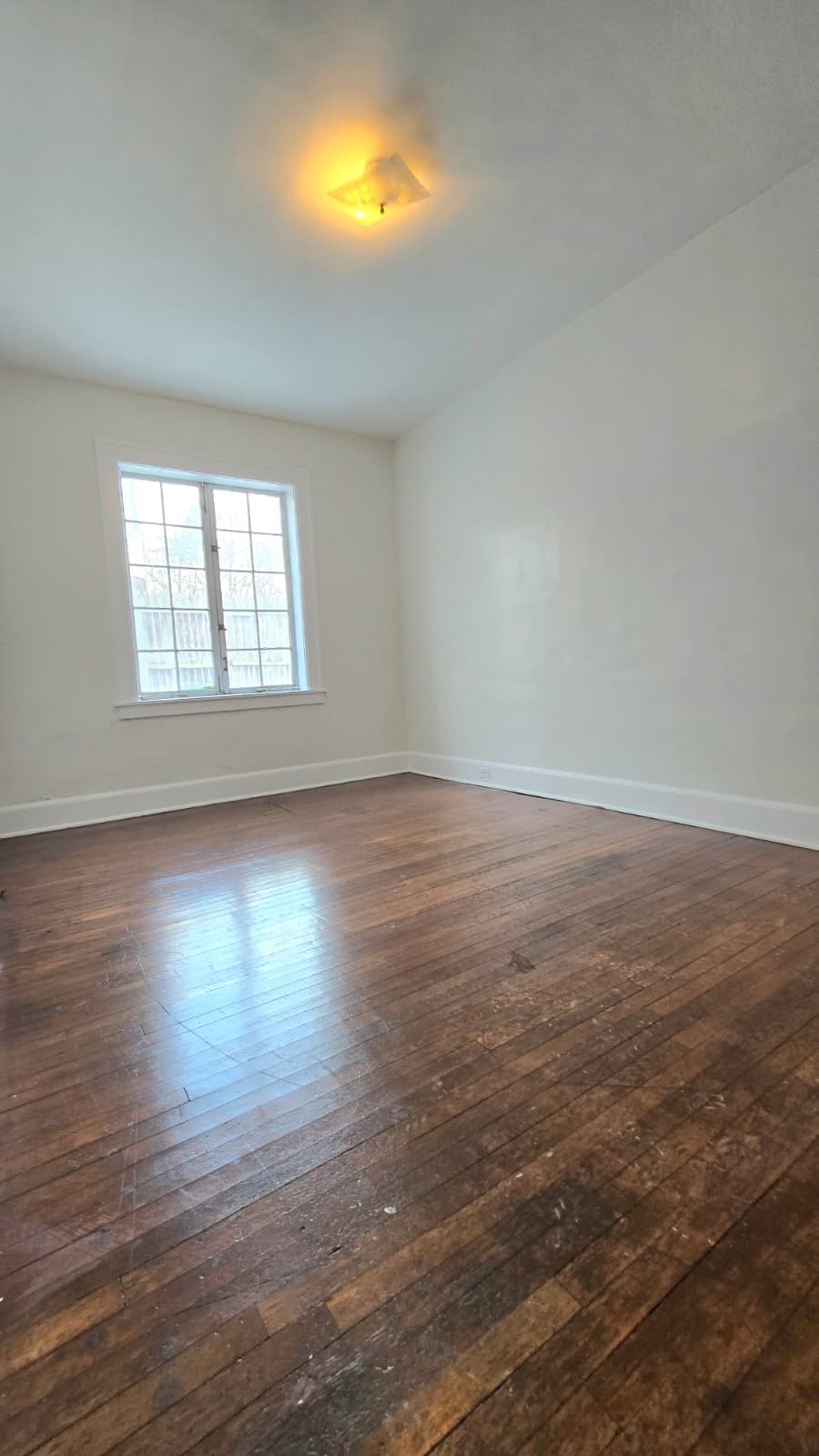 7 Perry Street Binghamton, NY 13905 - Photo 6 of 27