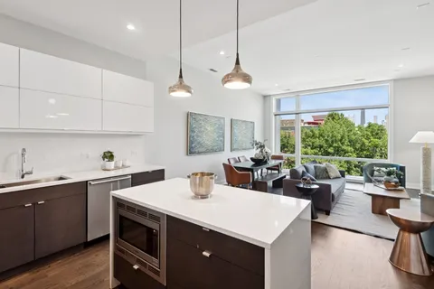 $659,000 | 854 North May Street, Unit 3N, Chicago, IL 60642