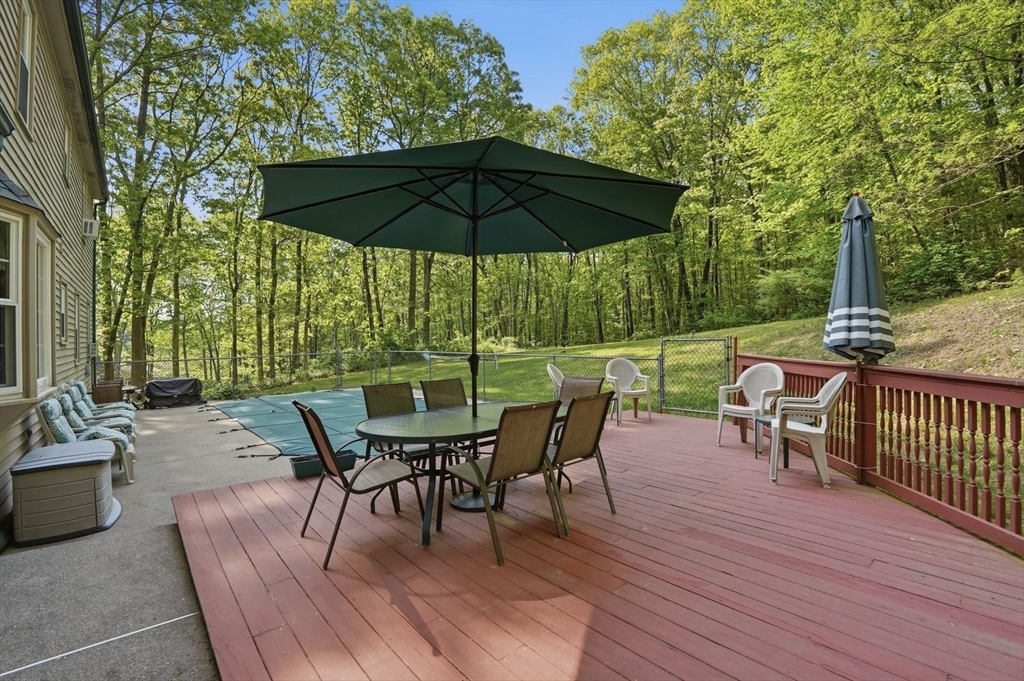 180 Oxford Road Charlton, MA 01507 - Photo 11 of 42