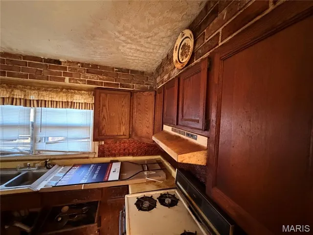 $33,900 | 2163 Wageley Place, St. Louis, MO 63133