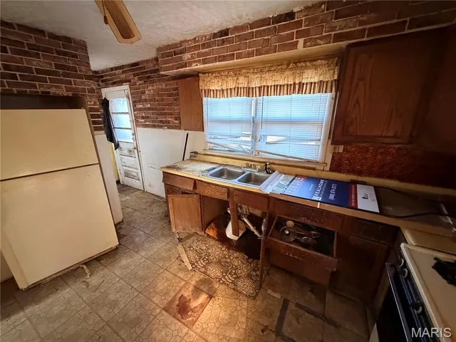 $33,900 | 2163 Wageley Place, St. Louis, MO 63133