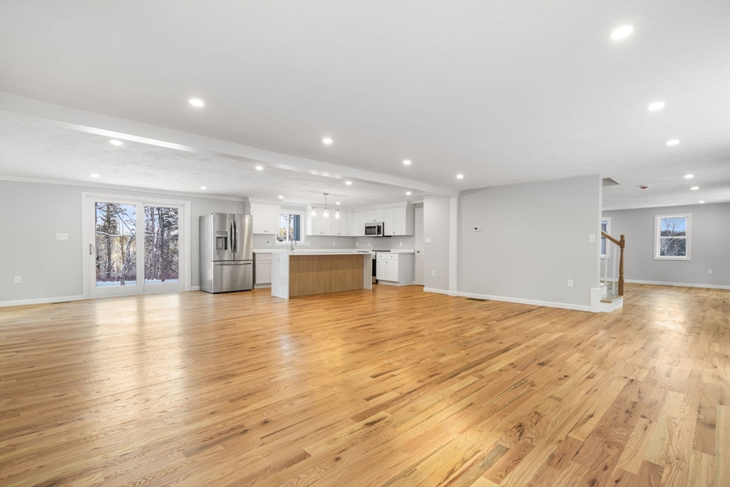 11 Patriots Road Templeton, MA 01468 - Photo 15 of 42