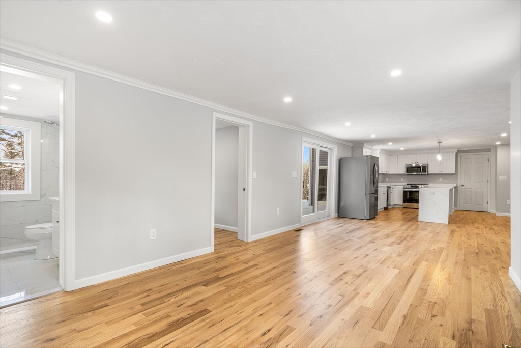 11 Patriots Road Templeton, MA 01468 - Photo 21 of 42