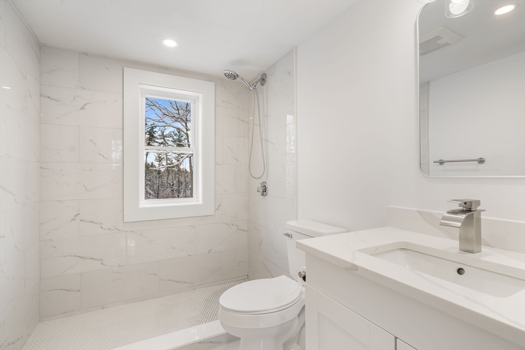 11 Patriots Road Templeton, MA 01468 - Photo 22 of 42