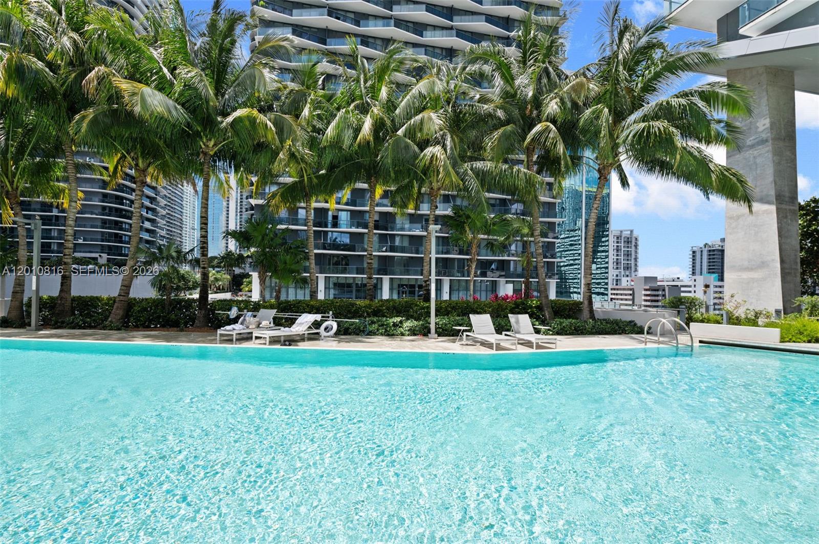 88 Southwest 7th Street, Unit PH4301 Miami, FL 33130 - Photo 38 of 47