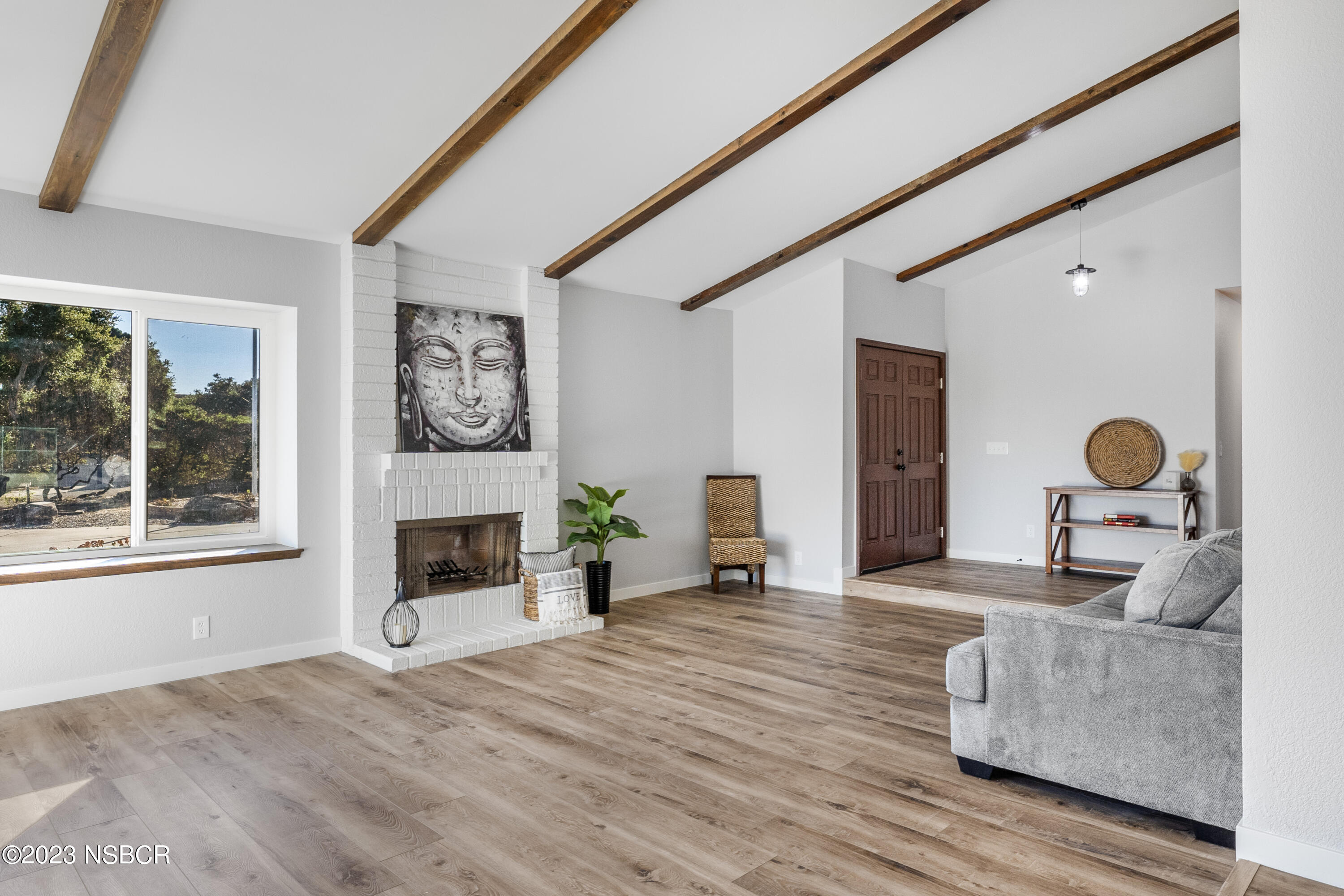 451 Firestone Way Lompoc, CA 93436 - Photo 6 of 28 DSC01001