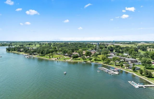 $1,790,000 | 2702 Harbor Court, Delavan, WI 53115