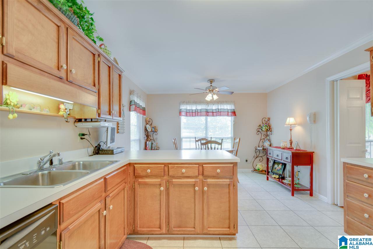 296 Tecumseh Street Montevallo, AL 35115 - Photo 15 of 27