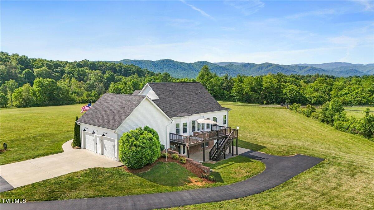 563 Mayberry Road Jonesborough, TN 37659 - Photo 5 of 95 04-DJI_20260505103201_0784_D