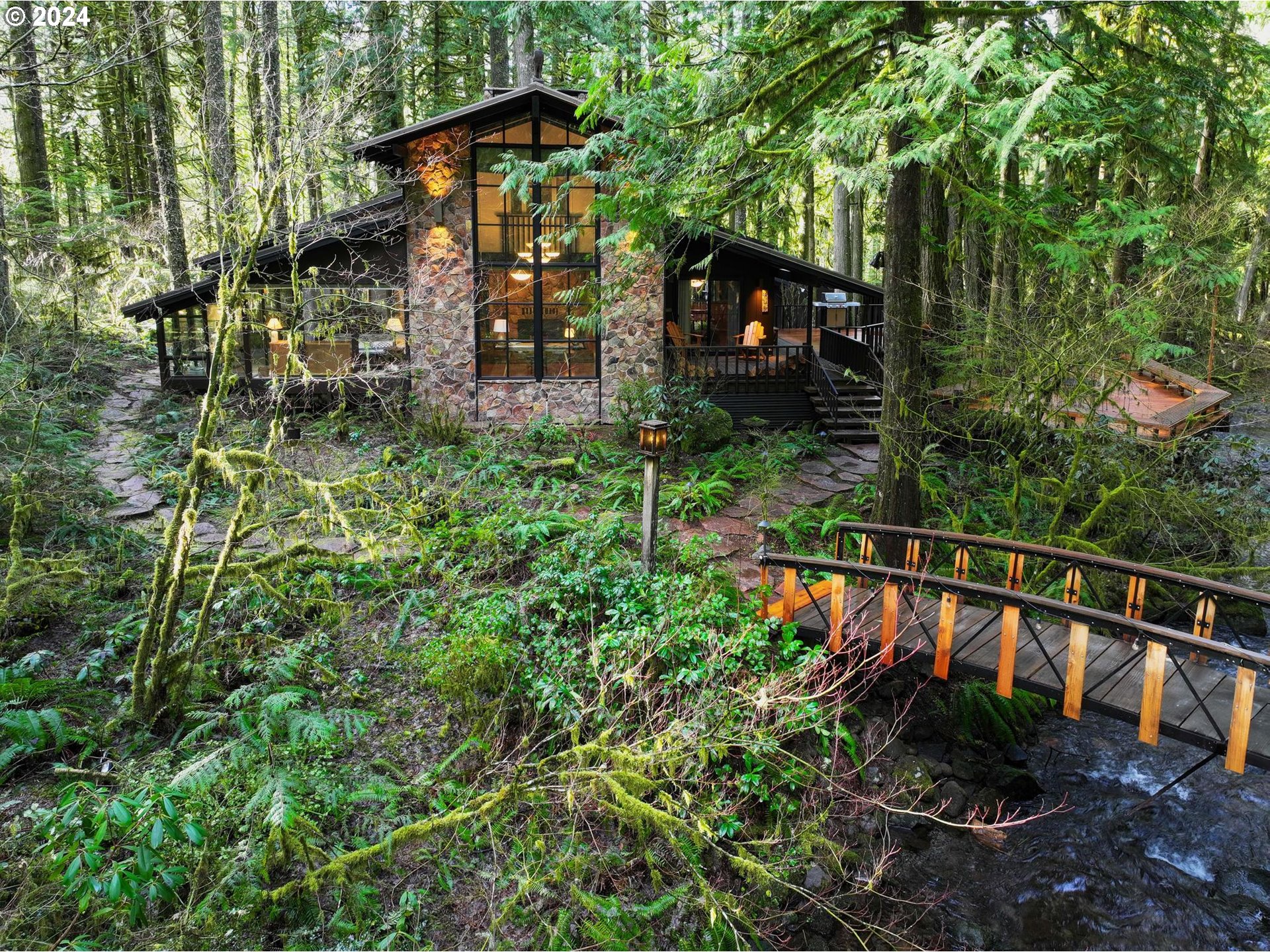 26565 East Arlie Mitchell Road Rhododendron, OR 97049 - Photo 2 of 48 Gallery Image 2