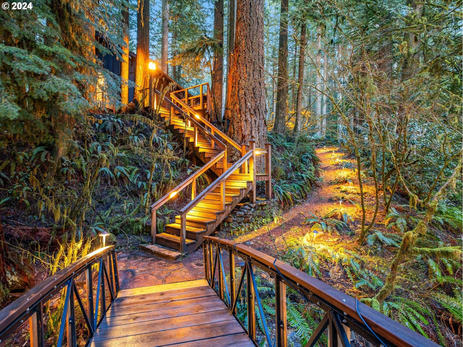 26565 East Arlie Mitchell Road Rhododendron, OR 97049 - Photo 5 of 48 Gallery Image 5