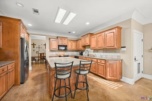 $550,000 | 537 West Main Street, Gonzales, LA 70737