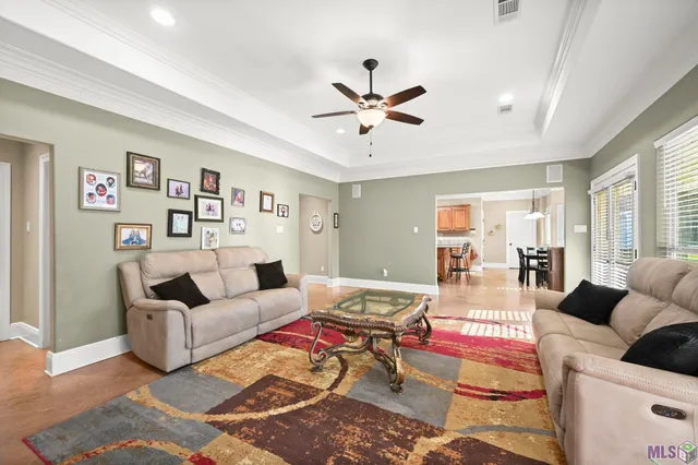 $550,000 | 537 West Main Street, Gonzales, LA 70737