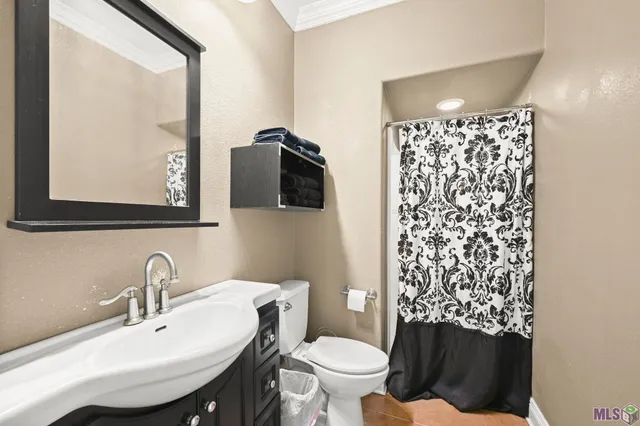 $550,000 | 537 West Main Street, Gonzales, LA 70737