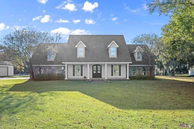 $550,000 | 537 West Main Street, Gonzales, LA 70737