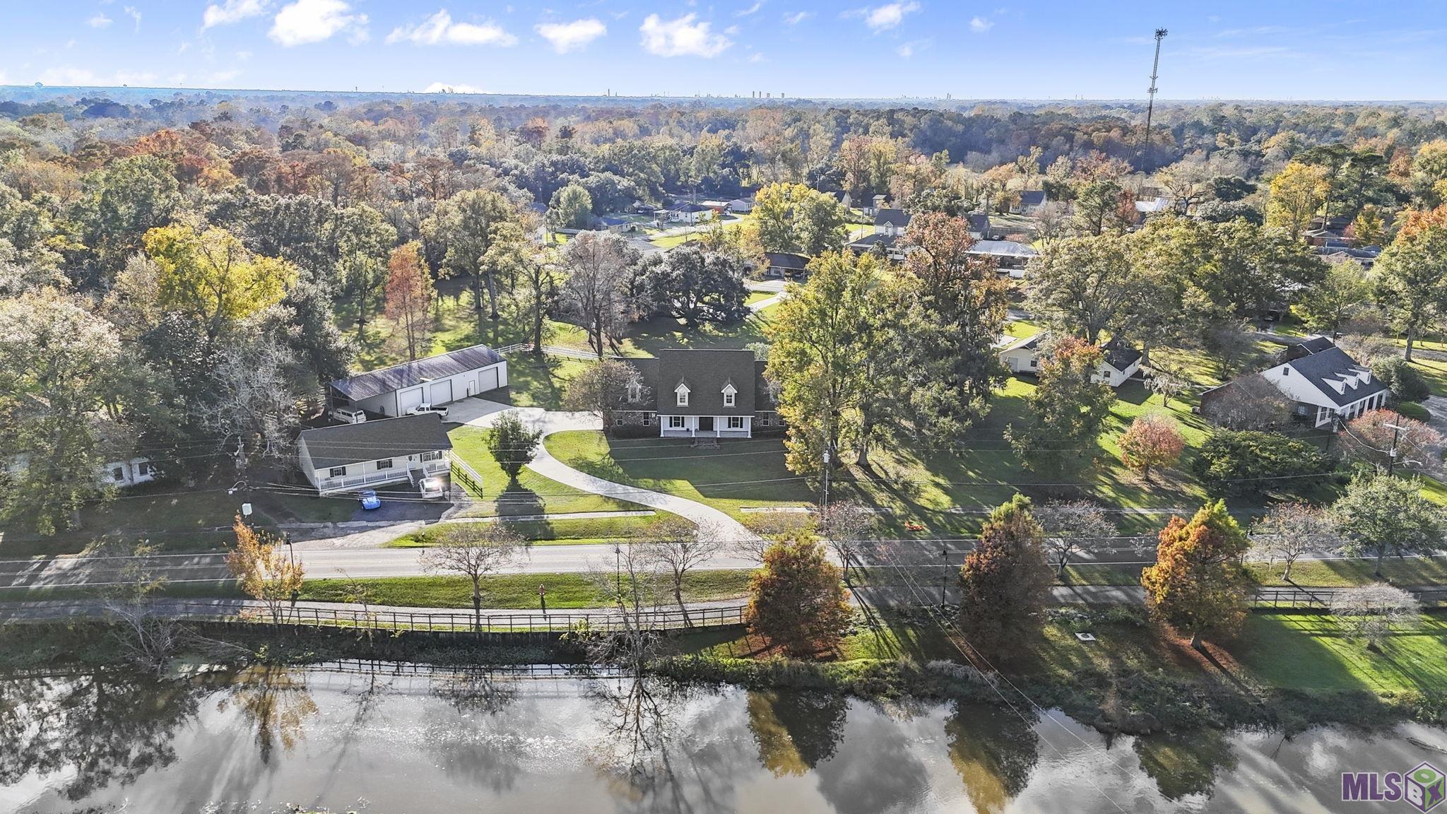 537 West Main Street Gonzales, LA 70737 - Photo 8 of 44