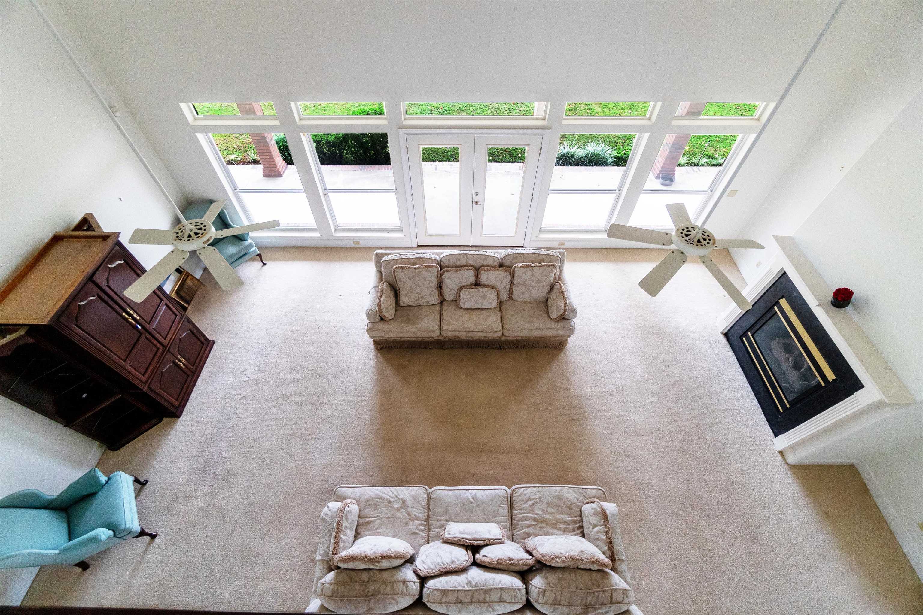 3593 Westover Road Fleming Island, FL 32003 - Photo 16 of 71 a living room with furniture and a flat screen tv