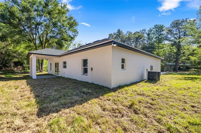 $299,900 | 2857 Southeast 142nd Lane, Summerfield, FL 34491