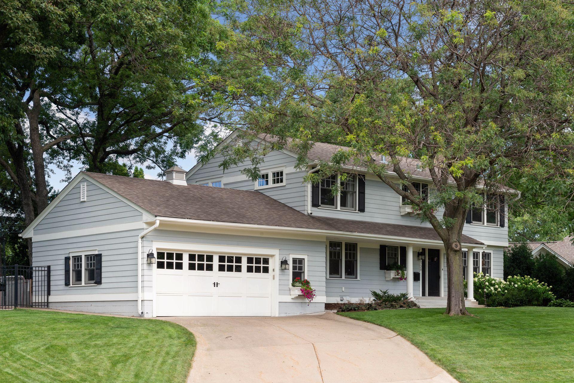 6720 Point Drive Edina, MN 55435 - Photo 3 of 58