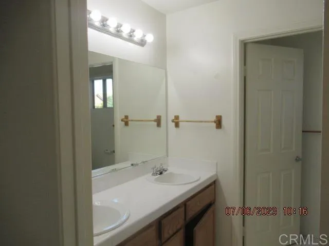 $4,600 | 552 Bayona Loop, Chula Vista, CA 91910