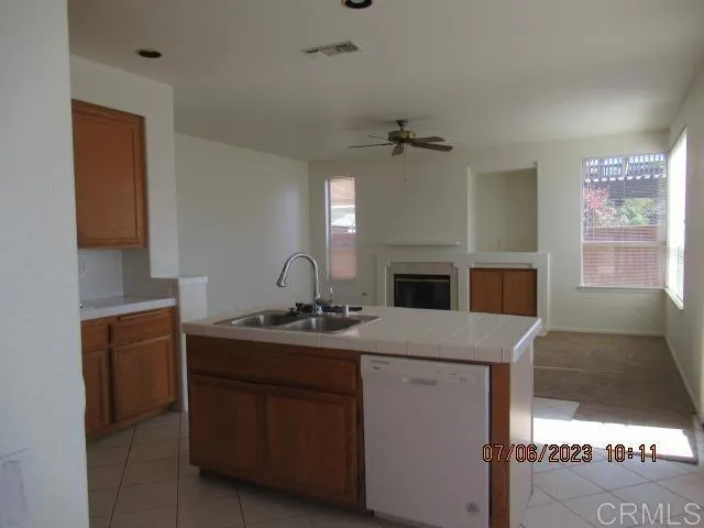 $4,600 | 552 Bayona Loop, Chula Vista, CA 91910