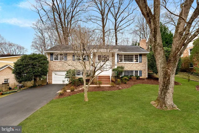 $1,150,000 | 3313 Mill Springs Drive, Fairfax, VA 22031