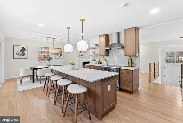 $1,150,000 | 3313 Mill Springs Drive, Fairfax, VA 22031