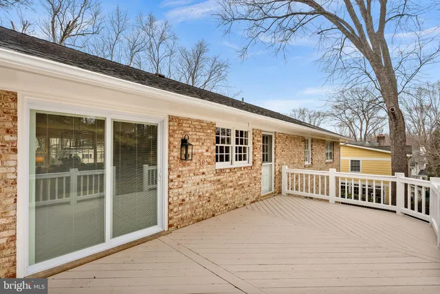 $1,150,000 | 3313 Mill Springs Drive, Fairfax, VA 22031