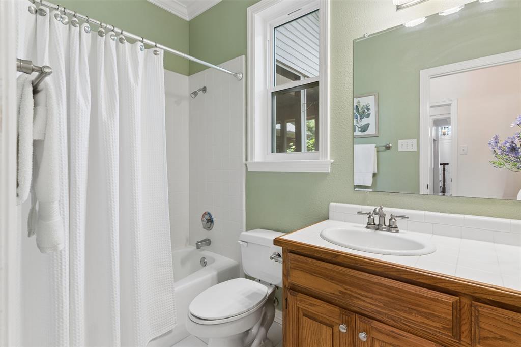 41 Oak Forrest Circle Denton, TX 76210 - Photo 14 of 29 Downstairs full bath