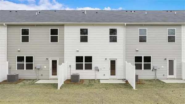 $232,910 | 210 Kenmore Circle, Perry, GA 31069