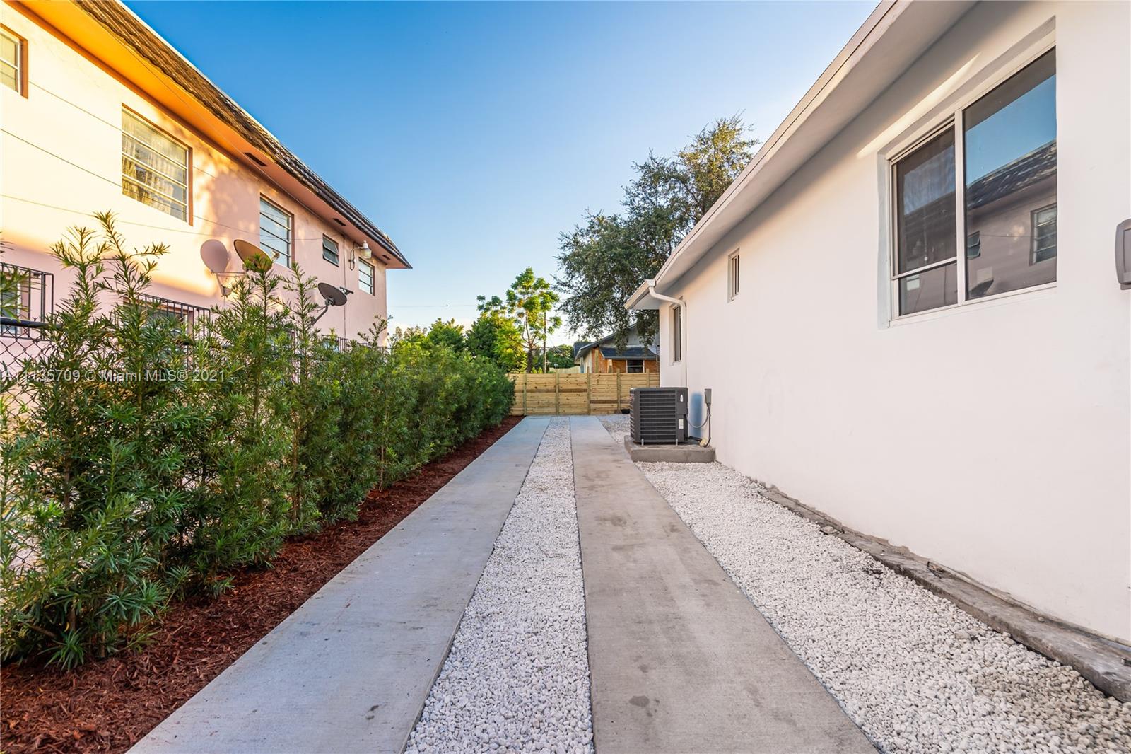 2134 Southwest 3rd Street Miami, FL 33135 - Photo 16 of 19 Gallery Image 16